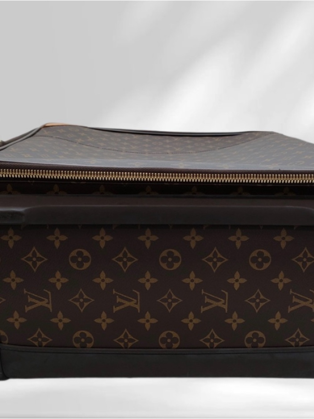 Louis Vuitton Pegase 65 Monogram Rolling Luggage 💫 - Picture 12 of 17